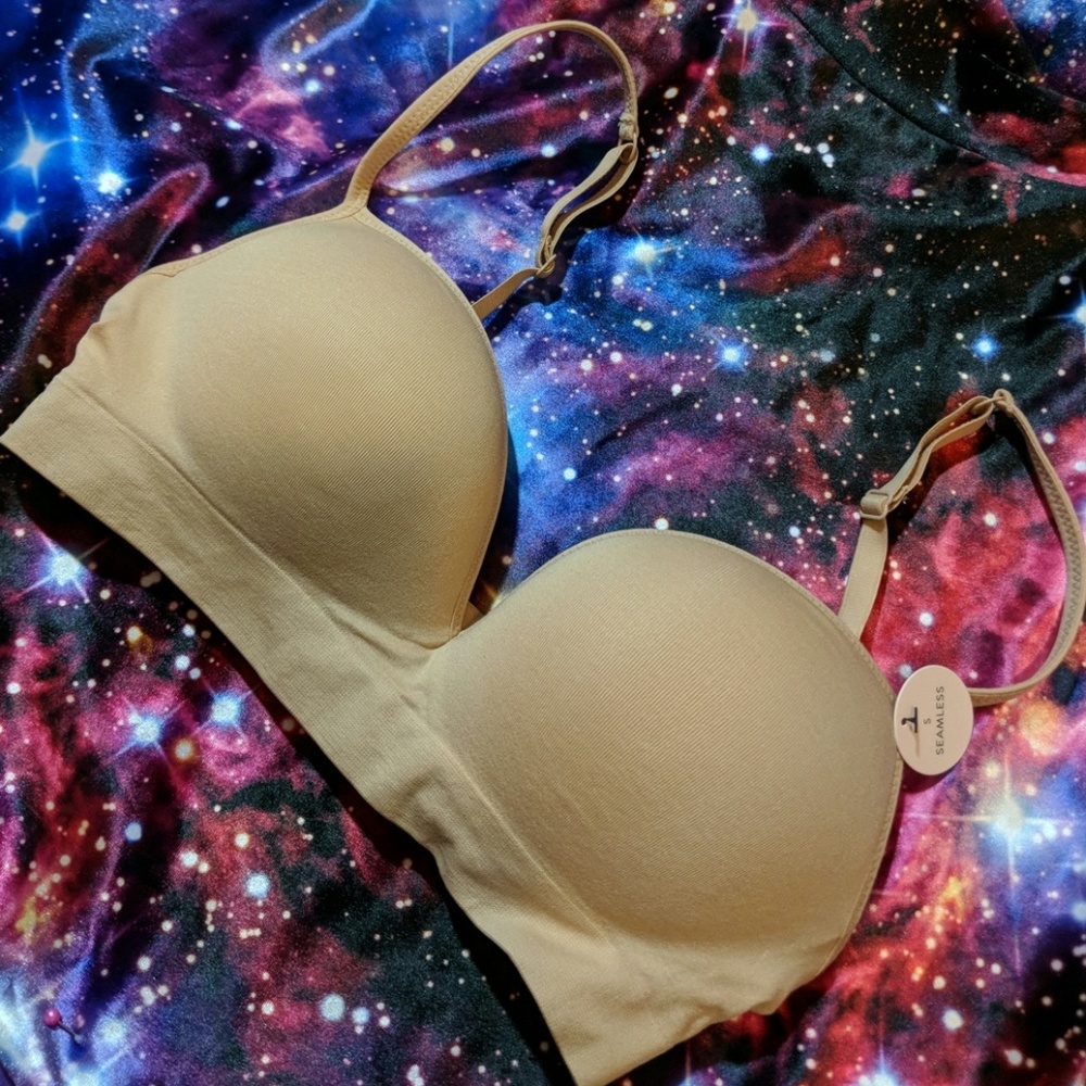 Forever 21 Push Up Nude Seamless Bra